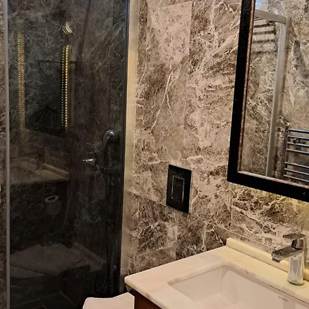 Hotel Bramasole Butik 3*